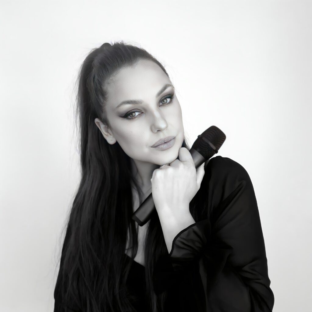 contact maestru de ceremonii, contact moderator evenimente, contact prezentator eveniment, Brașov, comunicare, trainer public speaking